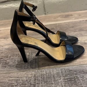 Naturalizer Elegant Black Heels